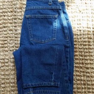 Vintage Jeans - Denim High Rise Mom Style Jeans Vintage Jeans - Denim High Rise Mom Style Jeans